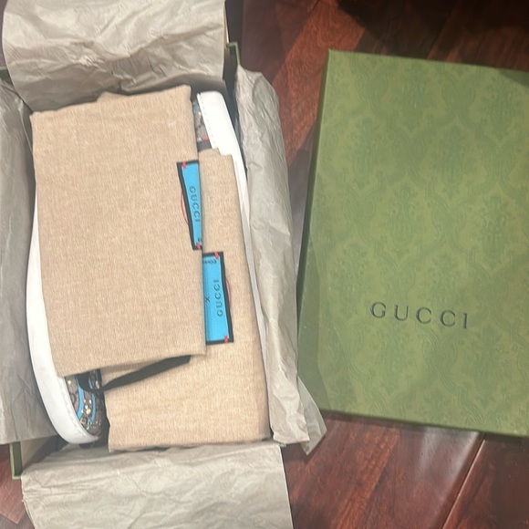 New Gucci Disney X Gucci Ace 'Huey, Dewey and Louie 'Limited Addition. - Picture 3 of 4